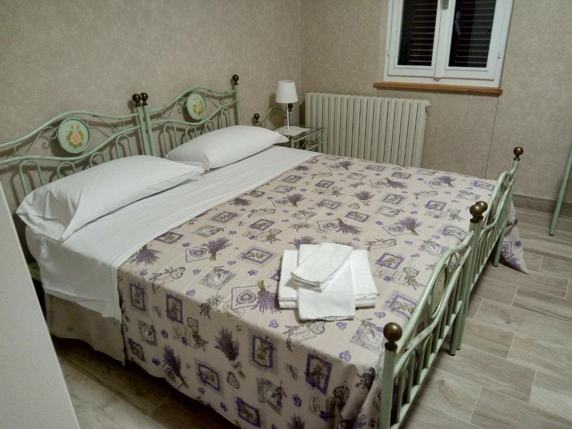 La Buonanotte Bed & Breakfast มานโตวา ภายนอก รูปภาพ